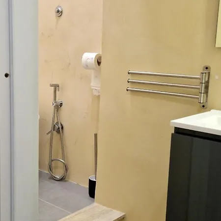 Elegant Colosseo Rome