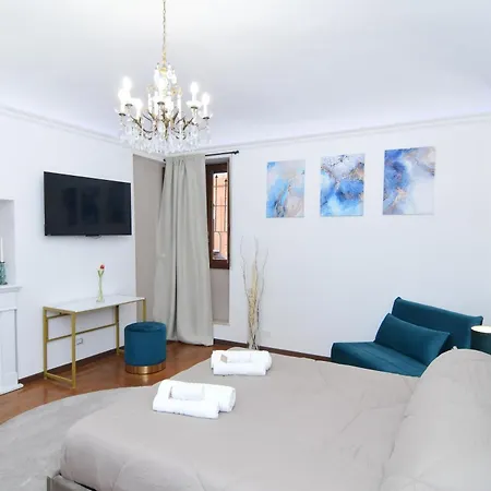 Elegant Colosseo Apartment Rome