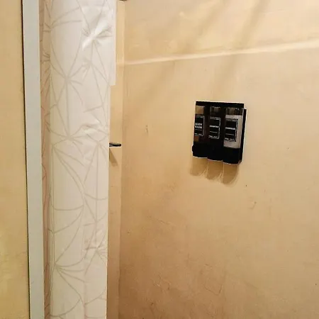 Elegant Colosseo Rome